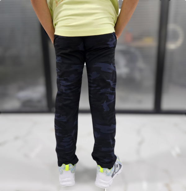KiDS TRACKPANT + FREE 🎁  SOCKS - Image 4