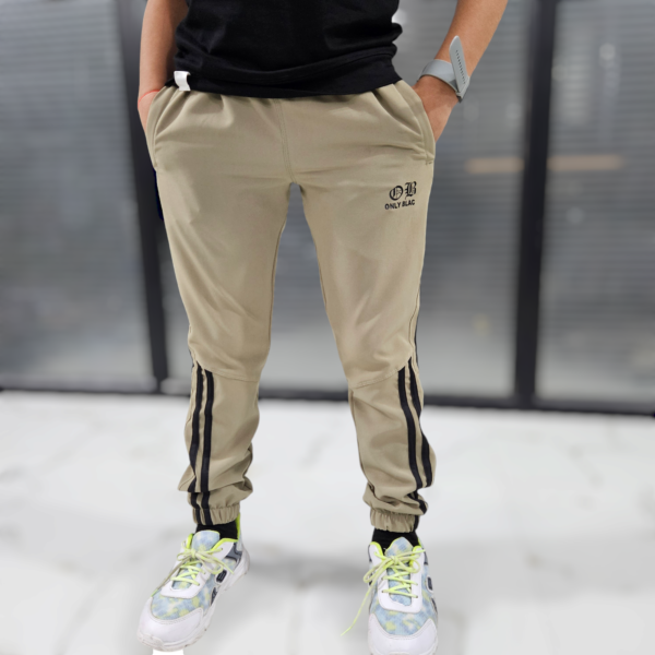 KiDS TRACKPANT FREE  🎁 1 PAIRS SOCKS - Image 2